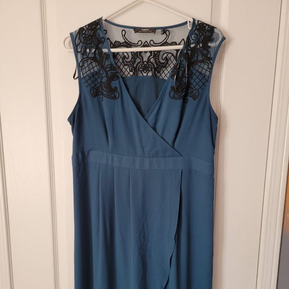 Turquoise Dress with Black Lace Detail - Picture 1 of 5